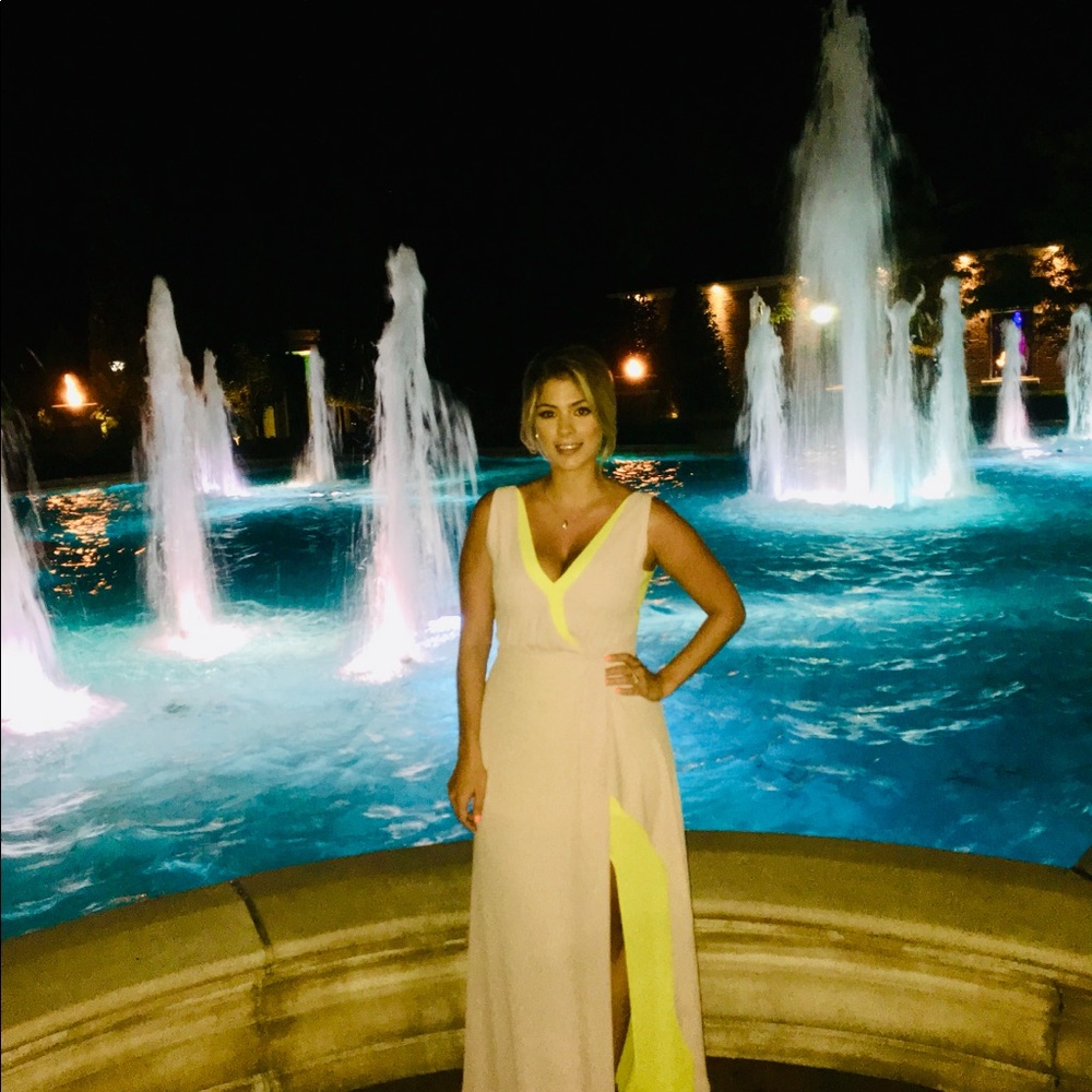 Bcbg dress worn once size 6